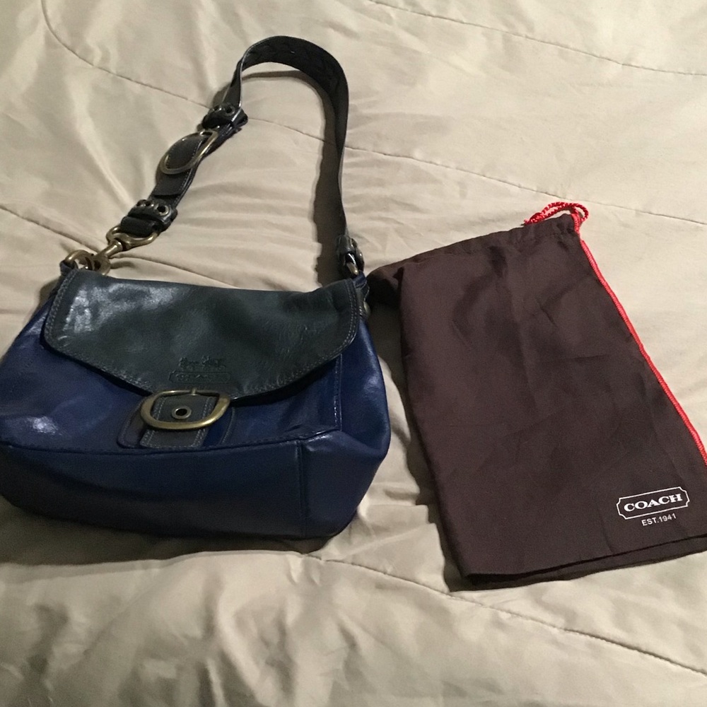 NEW LISTING gorgeous COACH bag💯